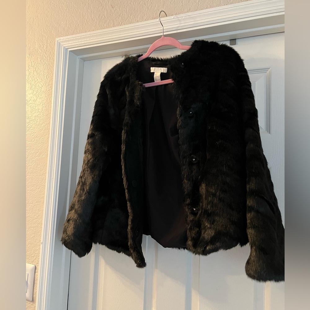 Oversized Black Fur coat. Size M